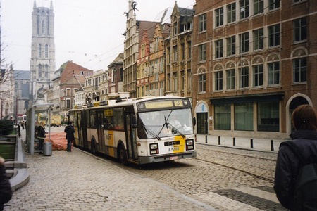 Parada de bus en Gante, Bélgica