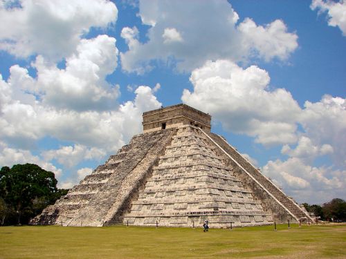 Pirámide de Chichen Itza en México