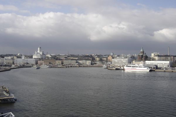 Helsinki visto desde el crucero que hace la travesía Estocolmo - Helsinki