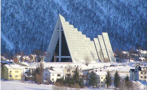 Ishavskatedralen en Tromso