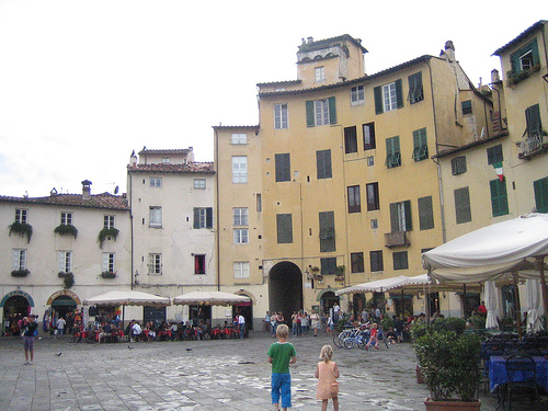 Una de las plazas de Lucca