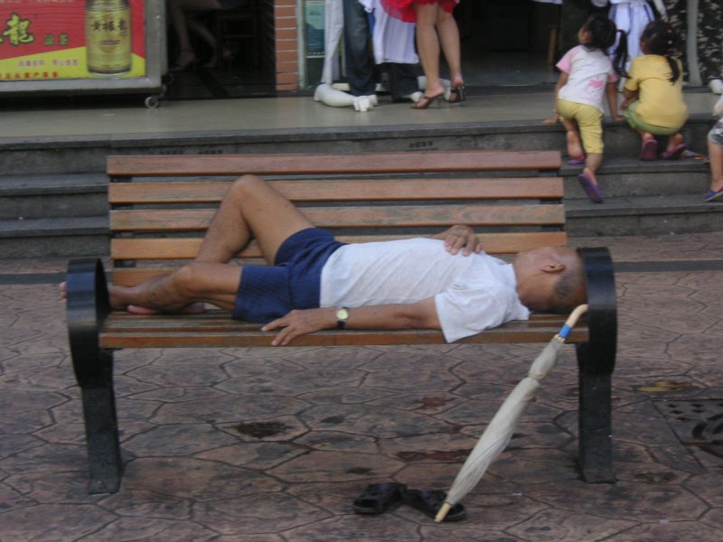 Chino durmiendo en Zhuhai