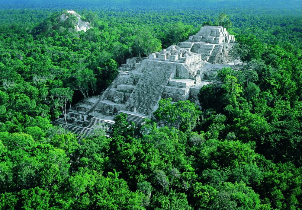 Ruinas mayas de Calakmul en Campeche