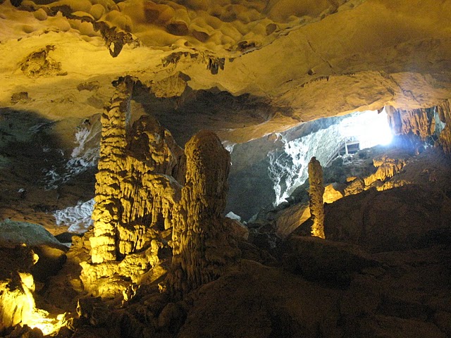 Cueva Thien Cung de Halong Bay