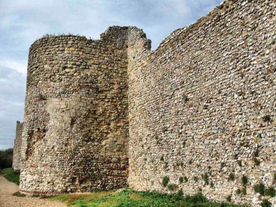 Castillo de Porchester, parte romana de la muralla
