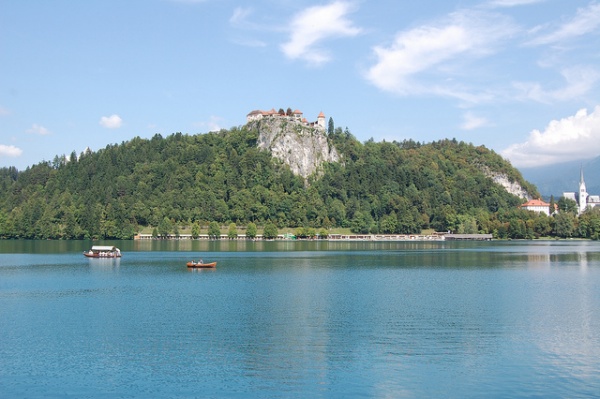 Barcas en el Lago Bled