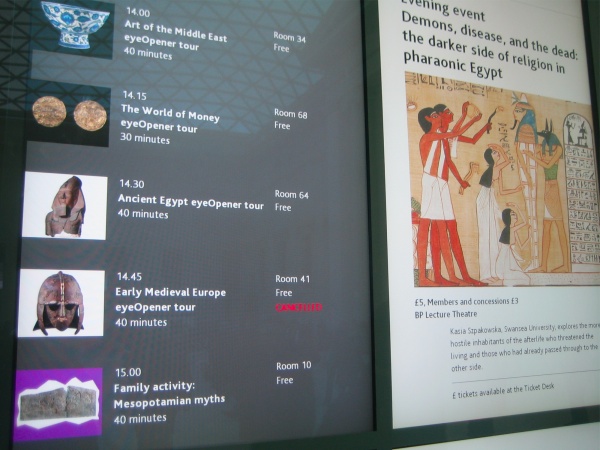Tablón con los eventos del British Museum