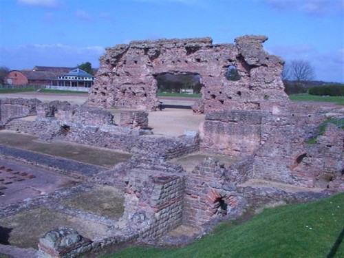 Ruinas de las termas romanas de Wroxeter (Fuente: Wikimedia commons)