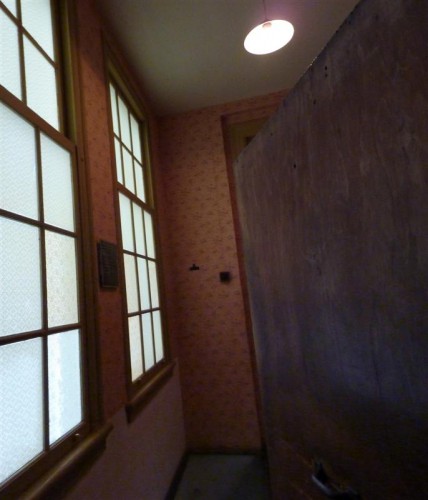 Acceso a la "casa de atrás" en la Casa de Ana Frank