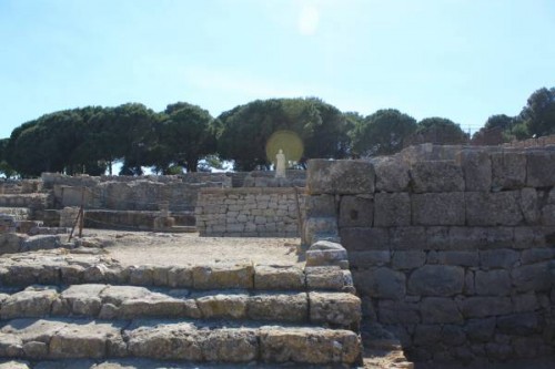 Asklepios en las ruinas griegas de Empuries