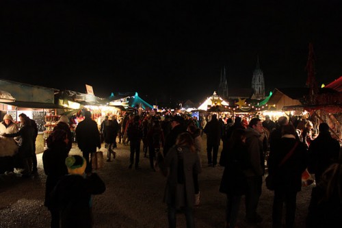 Disfrutando de un mercado de Navidad de Alemania