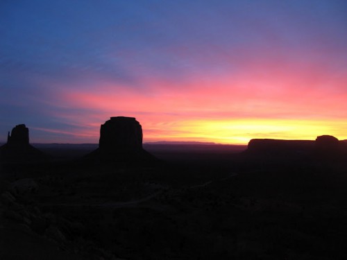 Salida del sol desde Monument Valley