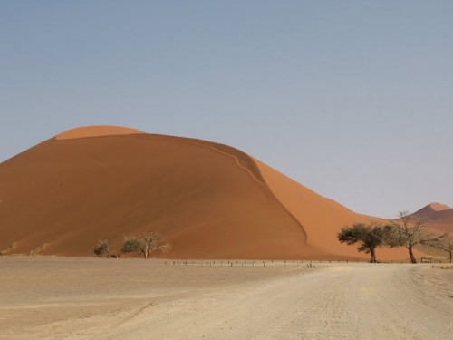 La duna 45 de Sossusvlei en Namibia