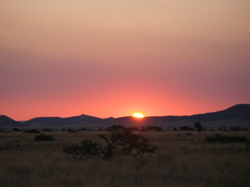 Puesta de sol en Solitaire en Namibia
