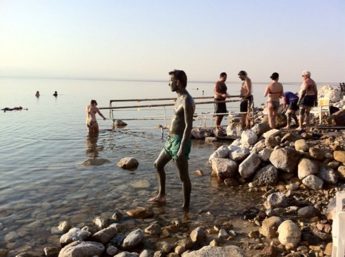 Baño de lodos en el Mar Muerto @tusdestinos