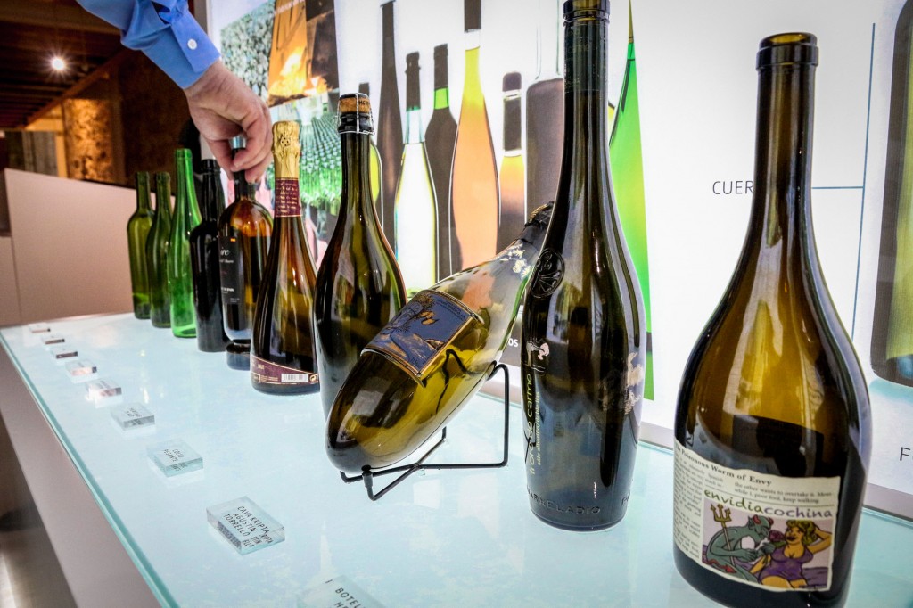 Museo Provincial del Vino - Botellas diferentes
