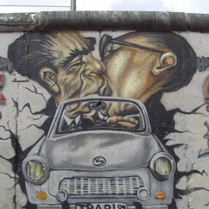 El muro de Berlín en East Side Gallery