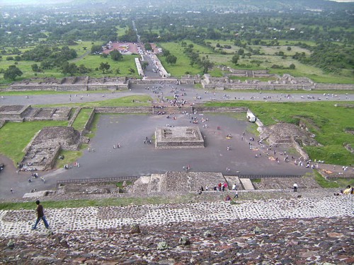 Vista de Teotihuacán desde la pirámide del Sol