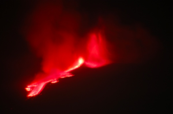 El volcán Etna y su erupción más turística