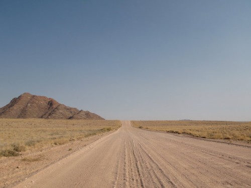 Carretera hacia Sossusvlei en Namibia
