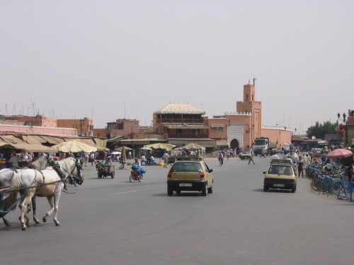 Taxis plaza Djema-el-Fna en Marrakech